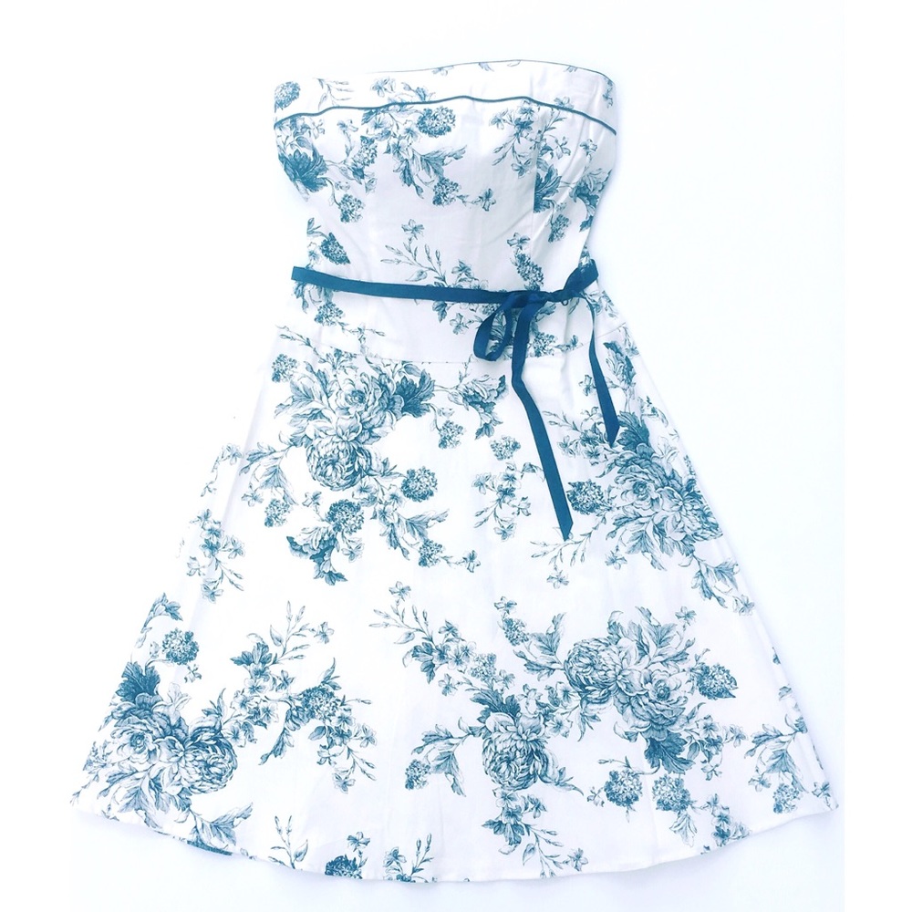 Teeze me Floral strapless knee length dress 👗